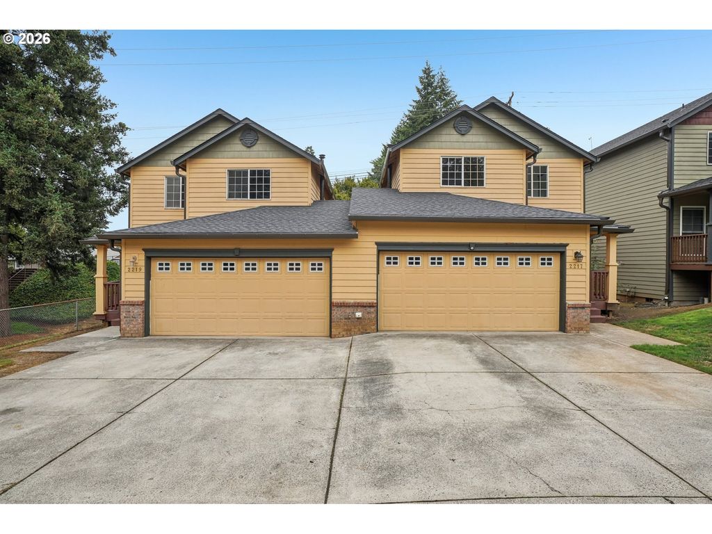 2219 Ne 137TH Ct, Vancouver, WA 98684