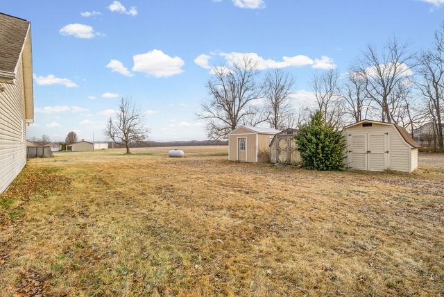 126 Flowers Rd, Crofton, KY 42217