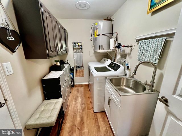 22-A JAMES MONROE DR, Monroe Township, NJ 08831
