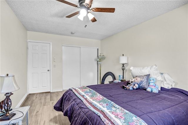4832 Mitchell Avenue, Riverside, CA 92505