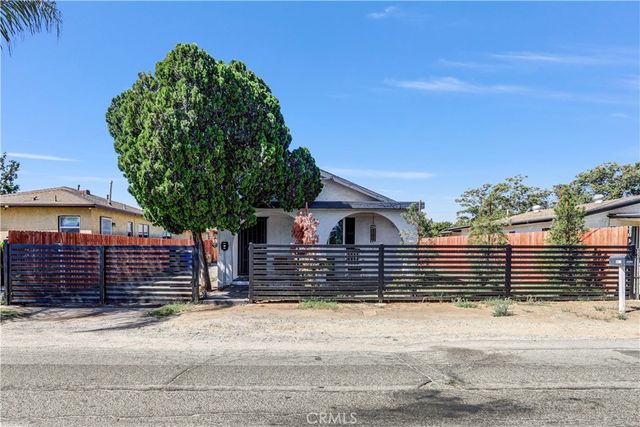 4832 Mitchell Avenue, Riverside, CA 92505