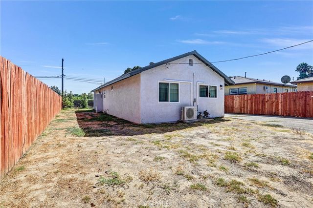 4832 Mitchell Avenue, Riverside, CA 92505