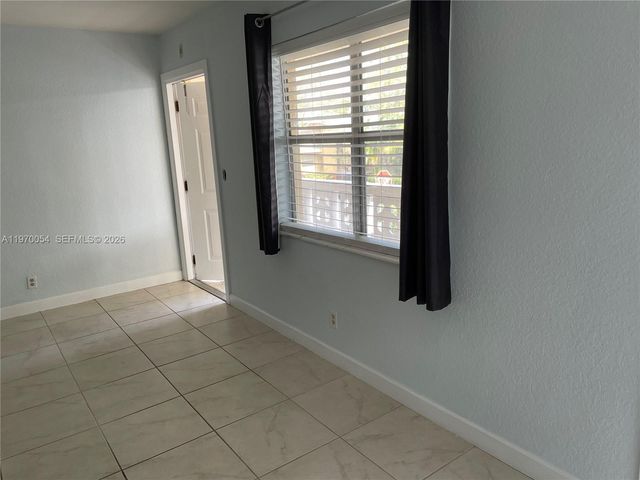 2607 NE 8th Ave 29, Wilton Manors, FL 33334