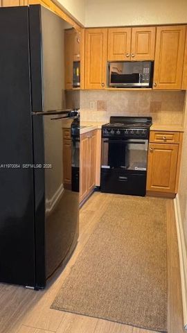 2607 NE 8th Ave 29, Wilton Manors, FL 33334