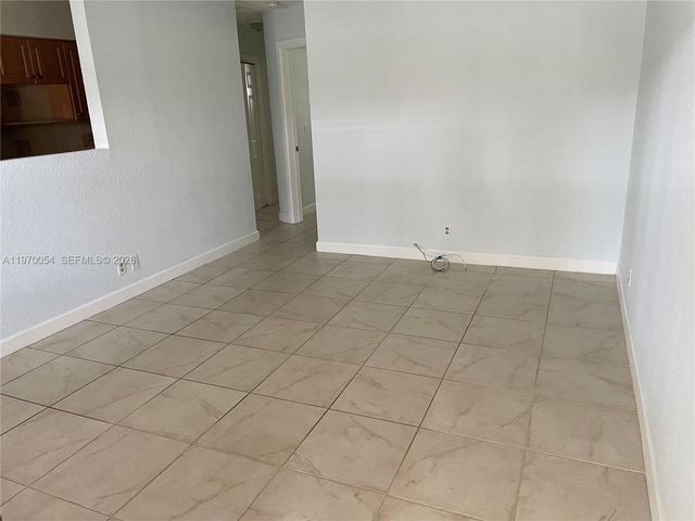 2607 NE 8th Ave 29, Wilton Manors, FL 33334