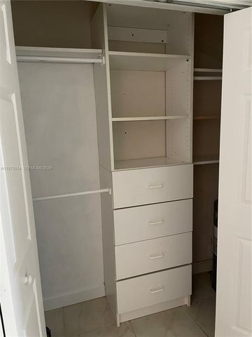 2607 NE 8th Ave 29, Wilton Manors, FL 33334