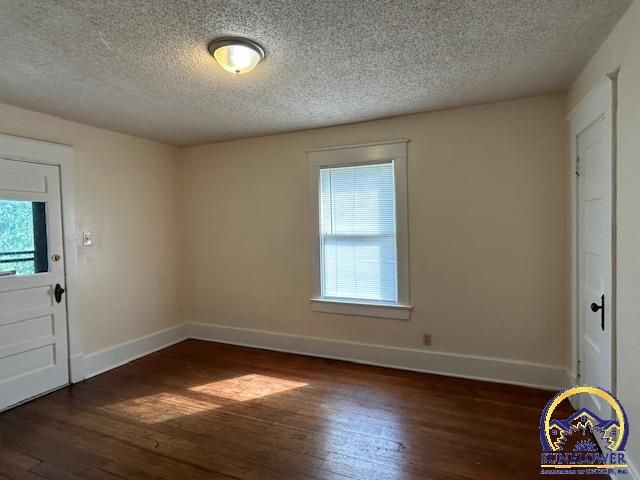 734 SW Lindenwood AVE, Topeka, KS 66606