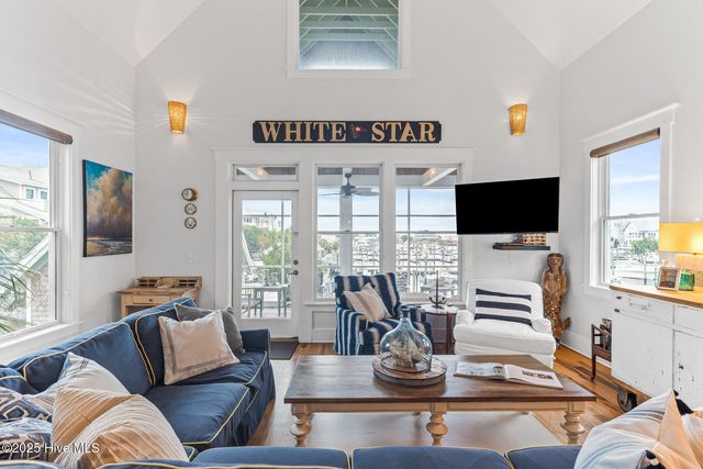 41 Transom Row, Bald Head Island, NC 28461
