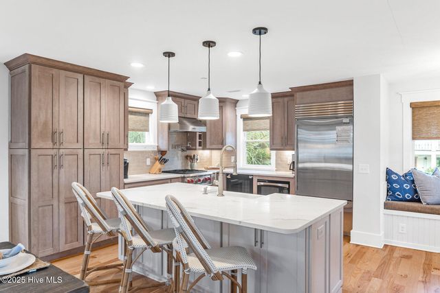 41 Transom Row, Bald Head Island, NC 28461