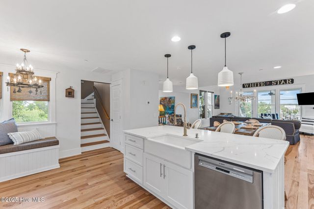 41 Transom Row, Bald Head Island, NC 28461