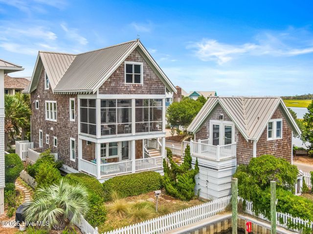 41 Transom Row, Bald Head Island, NC 28461
