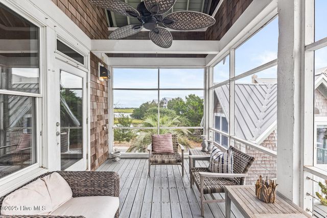 41 Transom Row, Bald Head Island, NC 28461