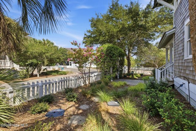 41 Transom Row, Bald Head Island, NC 28461