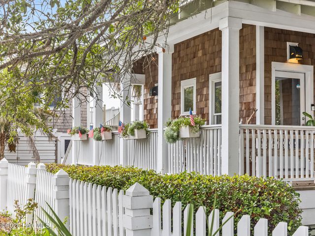 41 Transom Row, Bald Head Island, NC 28461