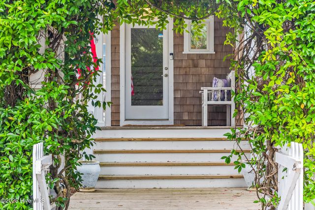 41 Transom Row, Bald Head Island, NC 28461