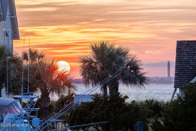 41 Transom Row, Bald Head Island, NC 28461