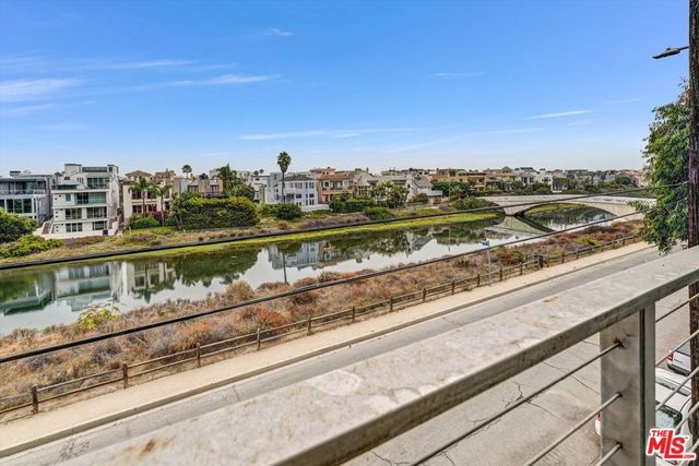 4105 Pacific Avenue 1, Marina Del Rey, CA 90292