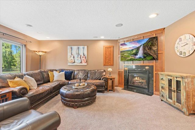 22576 Amy Lane, Rogers, MN 55374