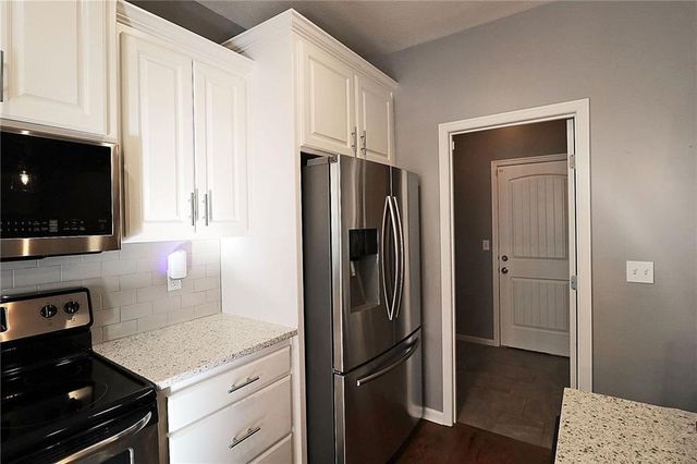 702 Andy Court, Belton, MO 64012