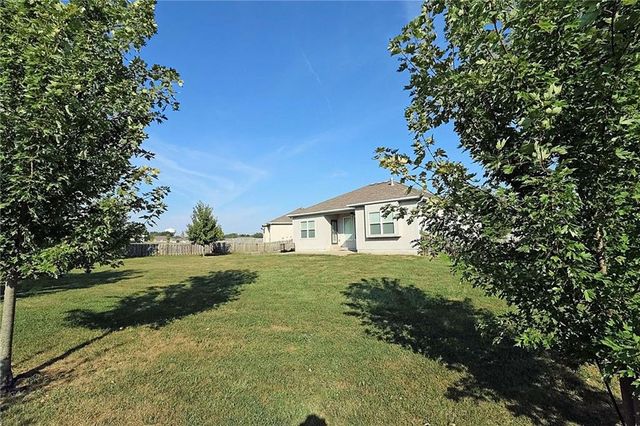 702 Andy Court, Belton, MO 64012