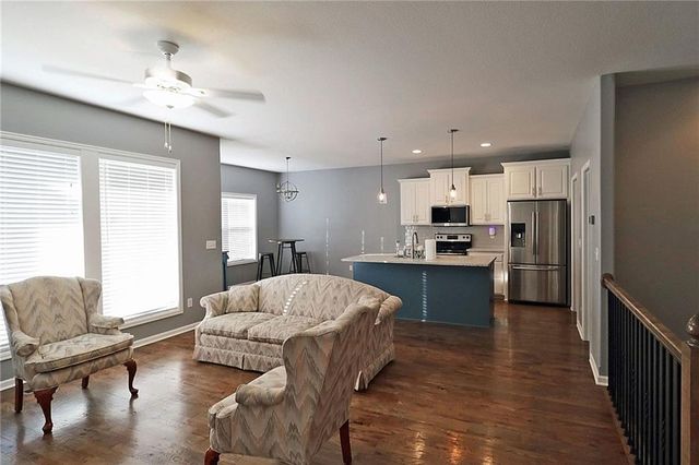702 Andy Court, Belton, MO 64012