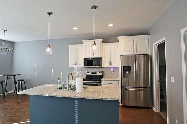 702 Andy Court, Belton, MO 64012