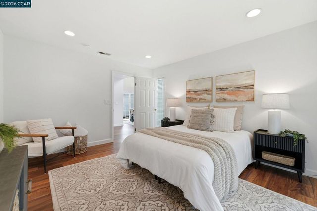 370 Scarlet Oak Ct, Pleasant Hill, CA 94523