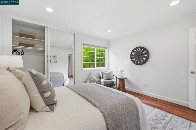 370 Scarlet Oak Ct, Pleasant Hill, CA 94523