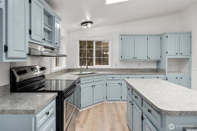 3643 SE Engledow Lane, Port Orchard, WA 98367