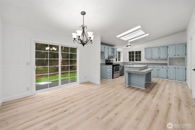 3643 SE Engledow Lane, Port Orchard, WA 98367