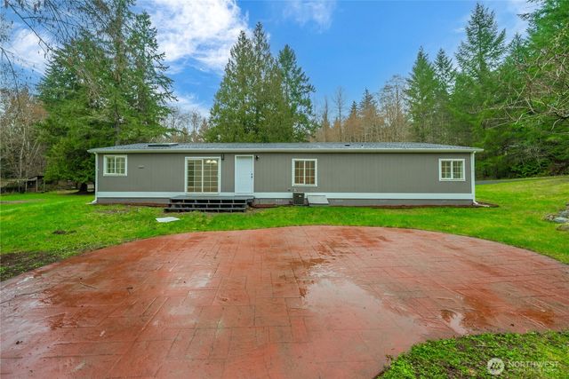 3643 SE Engledow Lane, Port Orchard, WA 98367