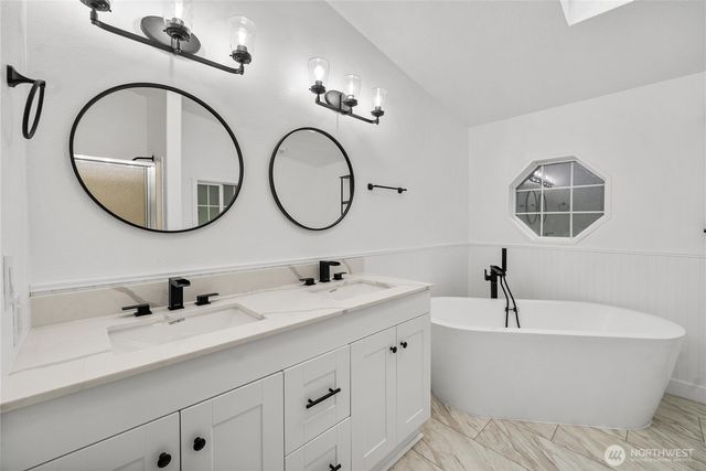 3643 SE Engledow Lane, Port Orchard, WA 98367