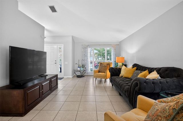 11519 MISTY ISLE LANE, Riverview, FL 33579