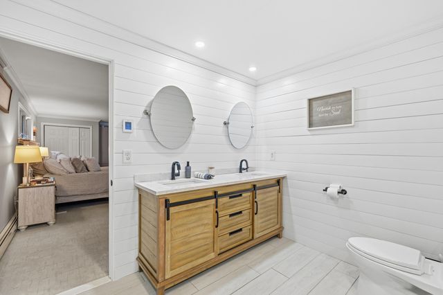 23 Middle Pond Path, Marstons Mills, MA 02648