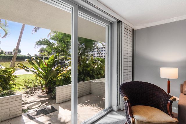 139 SUNRISE Avenue 101, Palm Beach, FL 33480