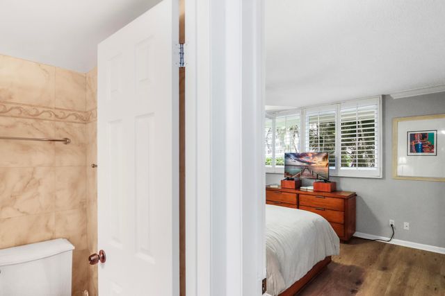 139 SUNRISE Avenue 101, Palm Beach, FL 33480