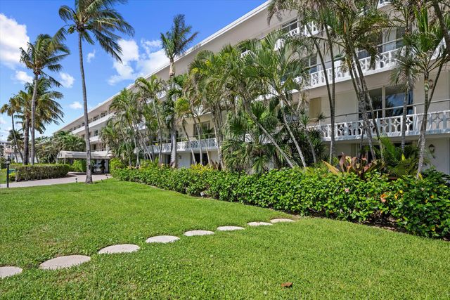 139 SUNRISE Avenue 101, Palm Beach, FL 33480
