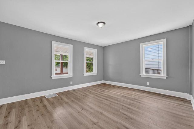 4905 26th AVENUE, Kenosha, WI 53140