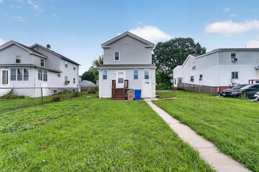 4905 26th AVENUE, Kenosha, WI 53140