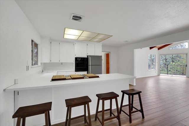 2539 Morrene Dr, Placerville, CA 95667