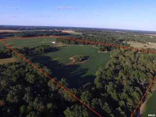 9647 E Barat Road, Mt Vernon, IL 62864