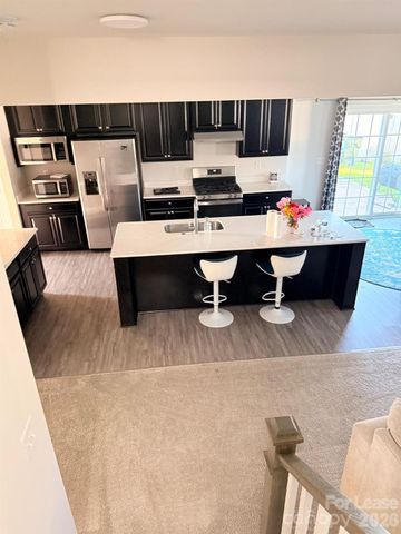 11314 Vanguard Parkway, Huntersville, NC 28078
