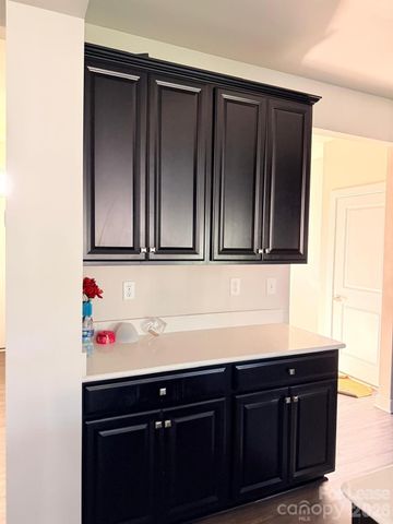 11314 Vanguard Parkway, Huntersville, NC 28078