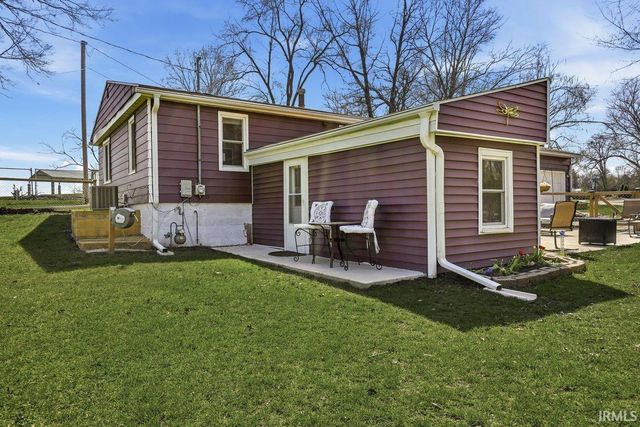 209 S longshore Drive, Walkerton, IN 46574