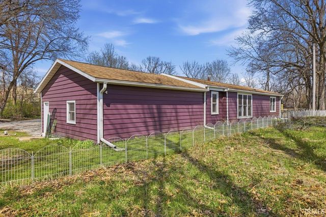 209 S longshore Drive, Walkerton, IN 46574