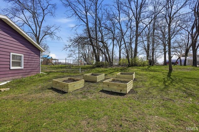 209 S longshore Drive, Walkerton, IN 46574