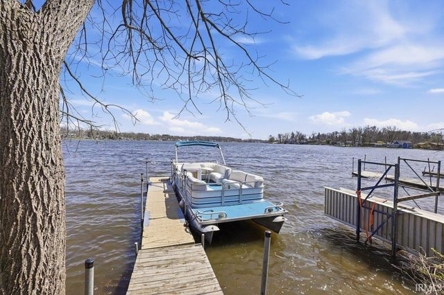 209 S longshore Drive, Walkerton, IN 46574