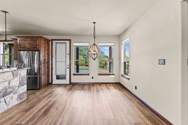 2407 Wills Way Drive, Granbury, TX 76049
