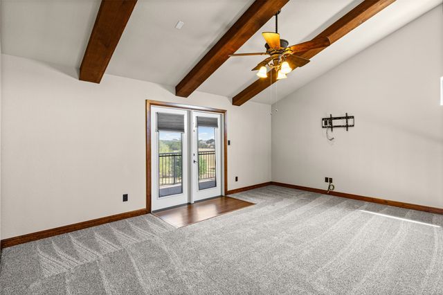 2407 Wills Way Drive, Granbury, TX 76049