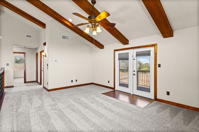 2407 Wills Way Drive, Granbury, TX 76049
